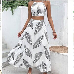 Women's Tropical Printed Backless Halter Top And Side Slit Skirt 2 Piece Set